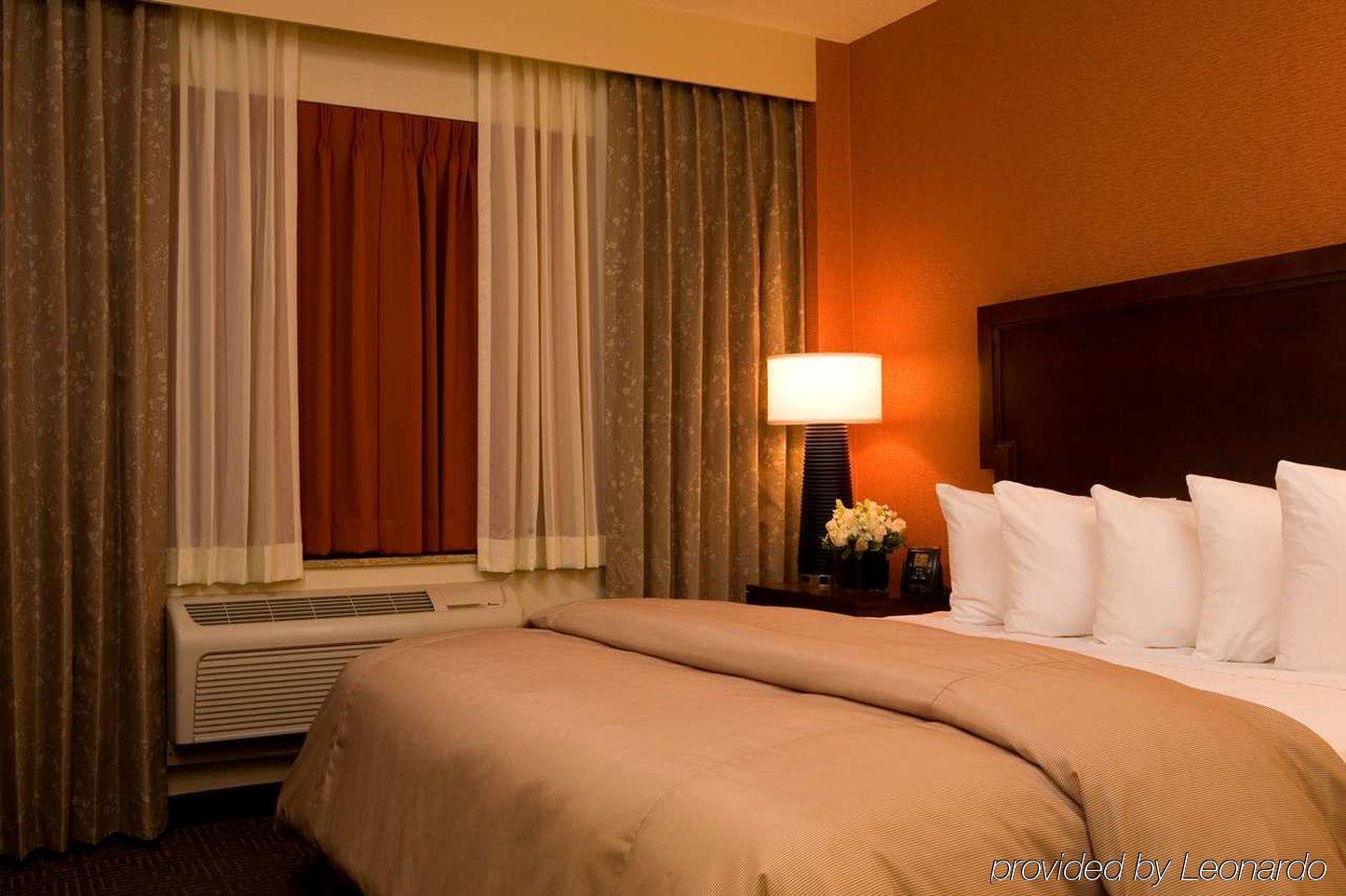 Embassy Suites By Hilton Portland Maine Δωμάτιο φωτογραφία