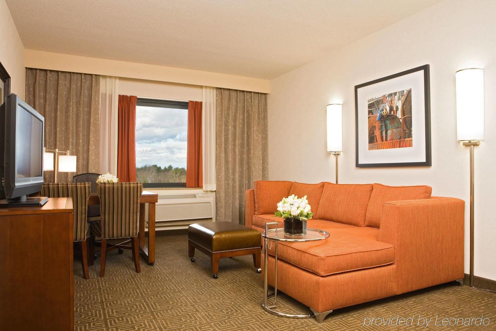 Embassy Suites By Hilton Portland Maine Δωμάτιο φωτογραφία